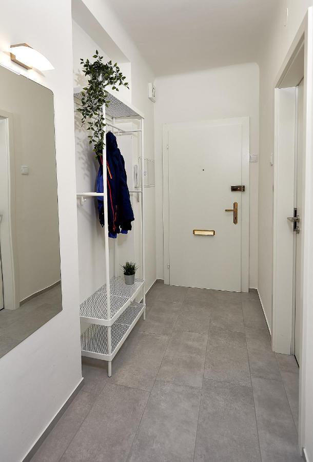 Gemuetliche Wohnung In Zentraler Lage Graz Ngoại thất bức ảnh